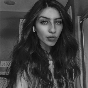 Meet your Posher, Molly